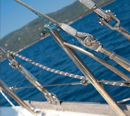 メタル素材 7x7 316 ステンレススチールワイヤロープ 屋外環境用 AISI 201/304/316 カスタマイズされた色