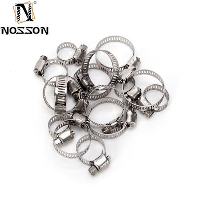 標準メトリック測定 ステンレス鋼材とホットホースクリップワームクリップの重用パイプフィッティングタイプクランプ